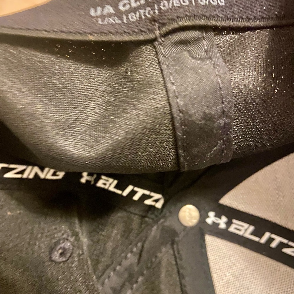 NWOT MENS UNDER ARMOUR BLK SIZE LG/ XL BASEBALL CAP WITH STRETCH IN BLACK!! - Picture 4 of 4